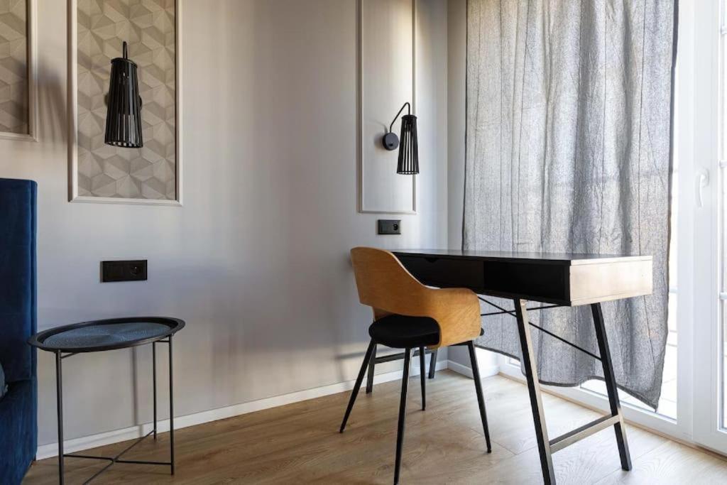 Golden Apartments Wroclaw - Great Location - Cozy And Bright&Janapawla19 Exterior photo